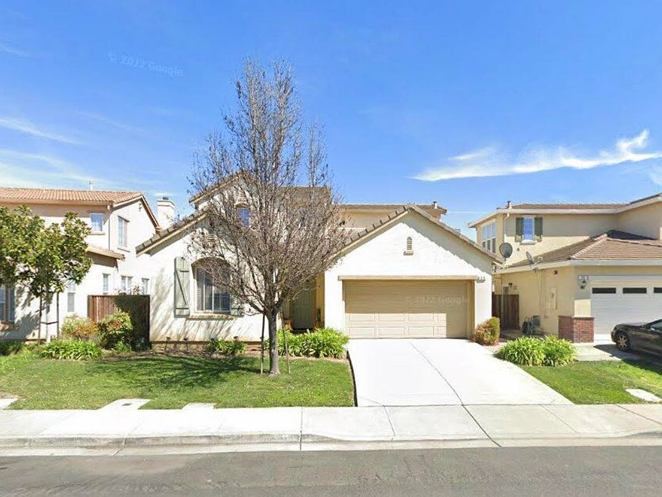 1st image of 30 Renwood Ln