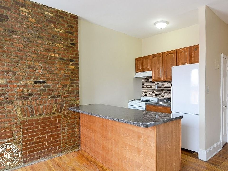 1st image of 344 Gates Ave APT 3A