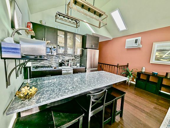 4th image of 4731 Beach 47 St #1