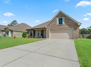 14233 Springbuck Dr, Denham Springs, LA 70726
