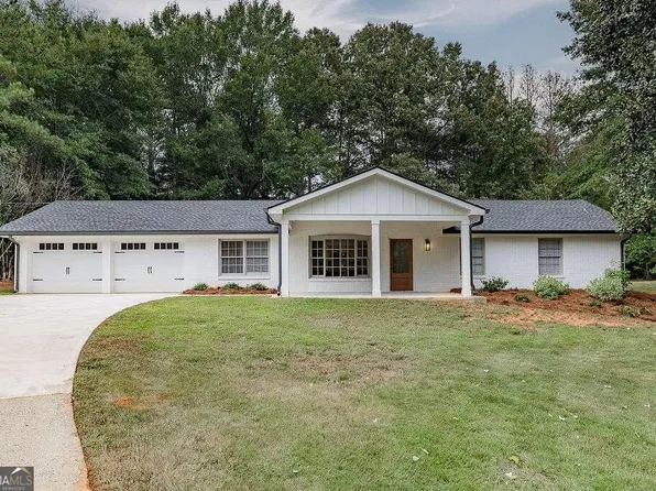 1100 Travis Dr, Watkinsville, GA 30677