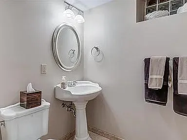 630 Langton Dr — Photo 16