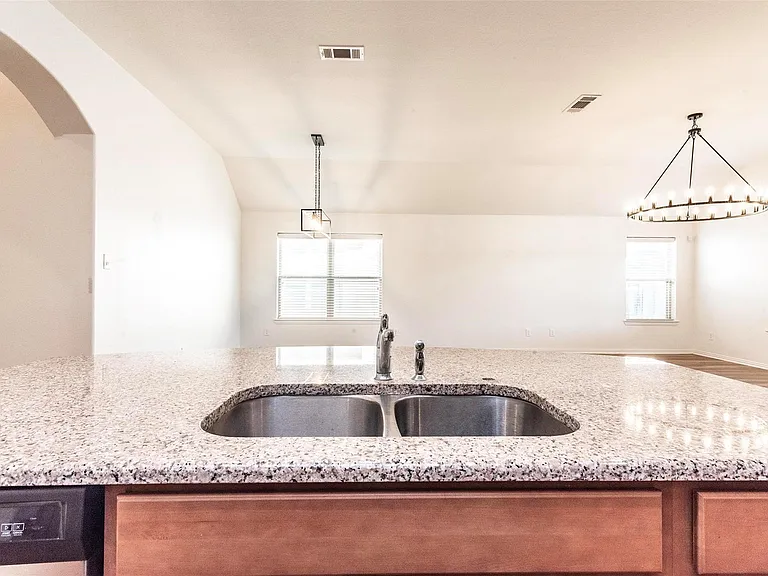 3094 Camden Park Ln — Photo 12