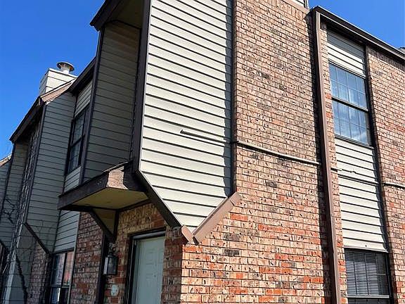 2nd image of 401 12th Ave SE APT 181