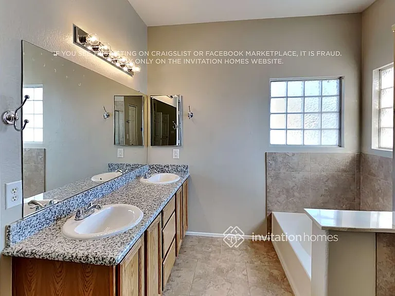1822 S 39th St #41 — Photo 16