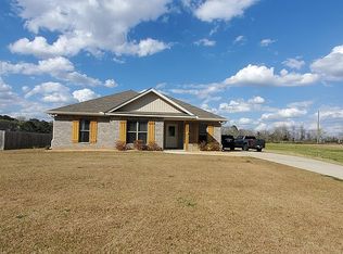 127 New Quarters Rd, Tallassee, AL 36078