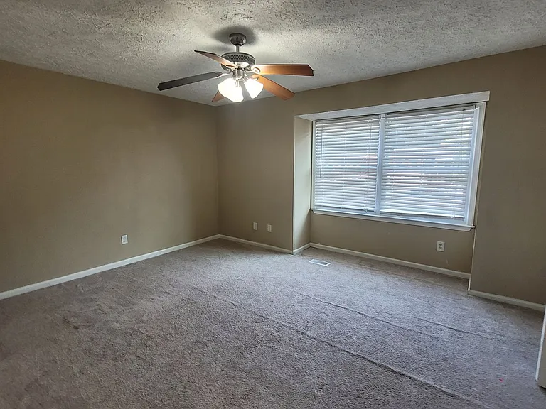 344 Susan Constant Dr — Photo 15