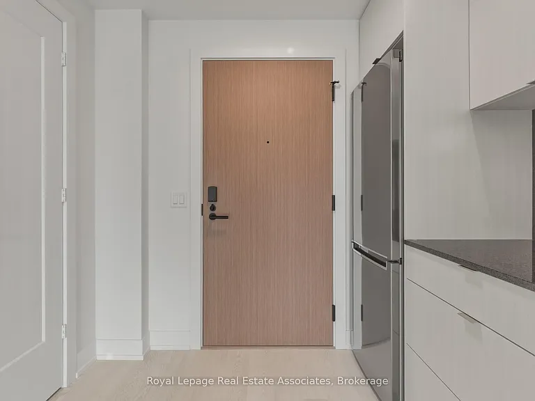 25 Cordova Ave #1914 — Photo 16