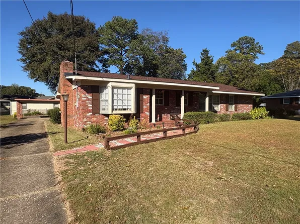 1604 46th St, Phenix City, AL 36867