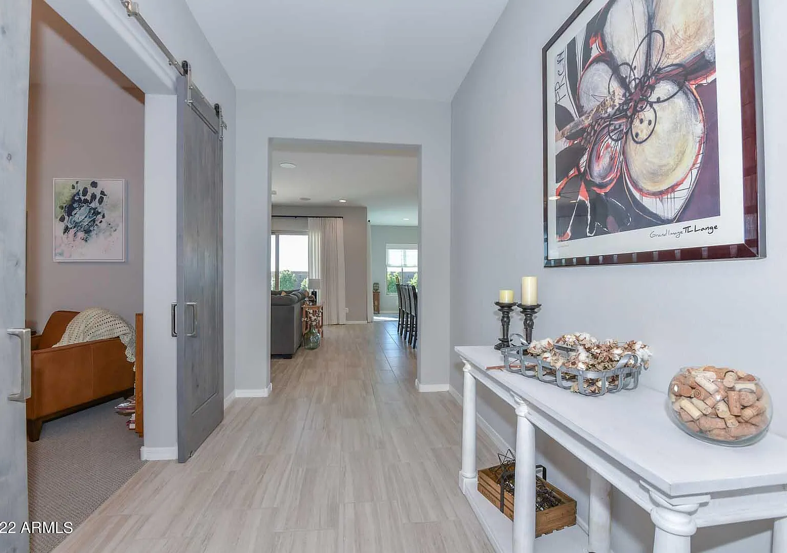 4 bed, 2.5 bath, 2582 sqft, $6,000 — Photo 2
