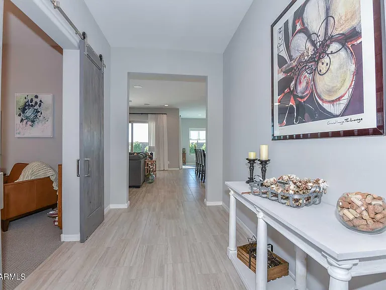 9661 W Patrick Ln — Photo 2