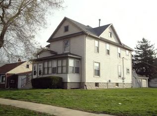 726 S 3rd St, Hoopeston, IL 60942