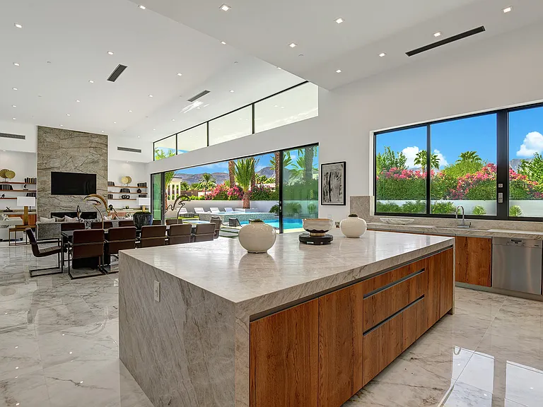 1 Bravo Ct — Photo 18