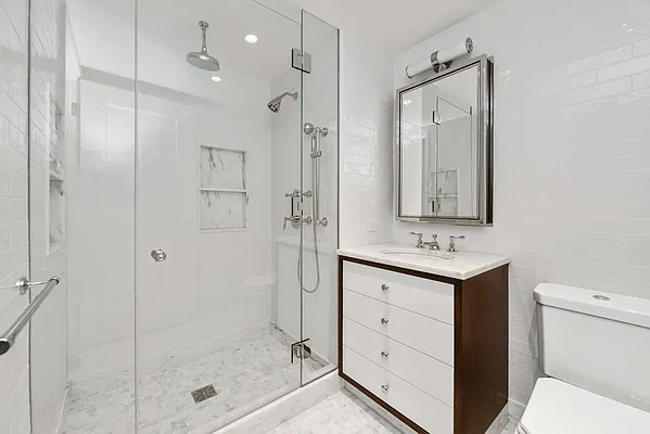 Rented by Keller Williams NYC | media 26