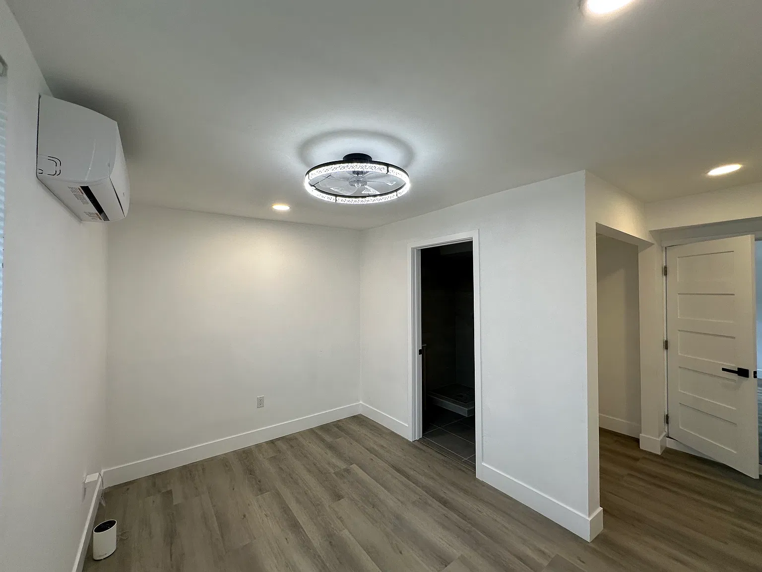 2 bed, $2,650 — Photo 3