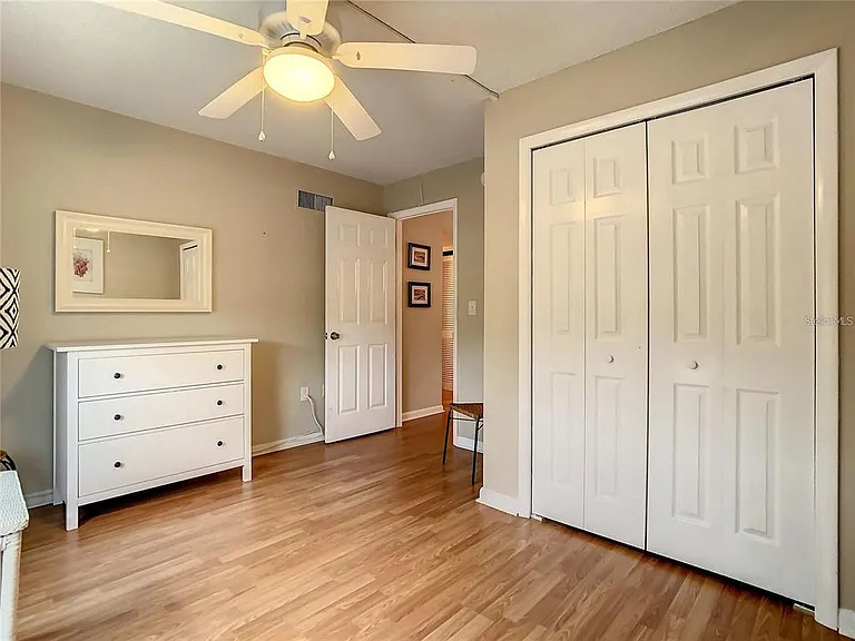 4780 Cove Cir #101 — Photo 12