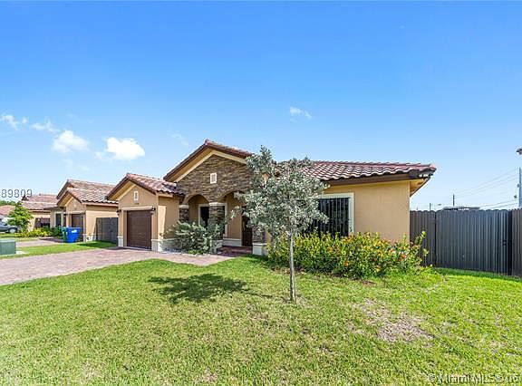 SPOTLESS GEM! ONLY 2 YEARS NEW!  A STEAL AT $309,900!