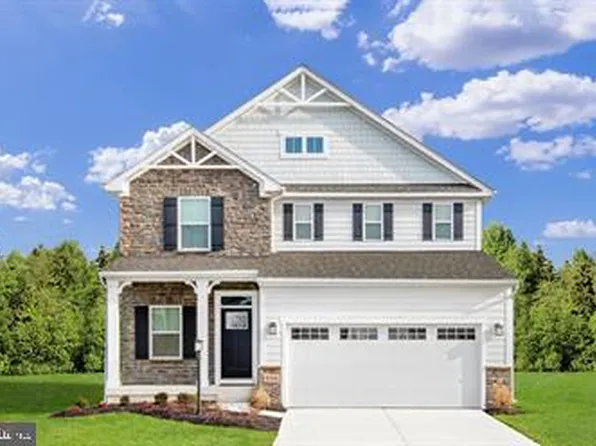 1024 Valencia Ct, Martinsburg, WV 25403