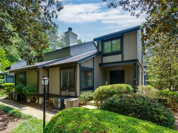 3102 Balearic Dr SE, Marietta, GA 30067