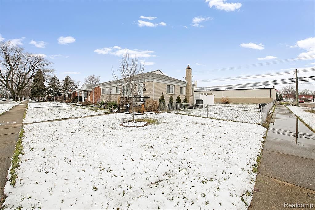 29012 Elmira St, Livonia, MI 48150 Zillow