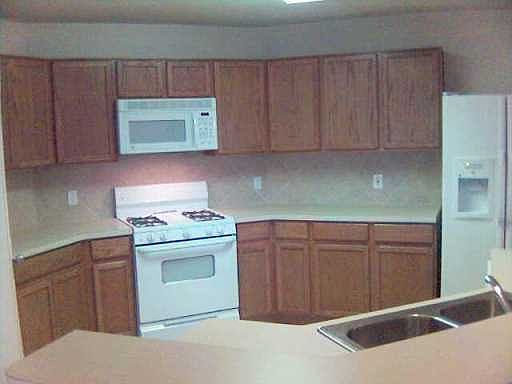 alexander_kitchen_medium_01272014