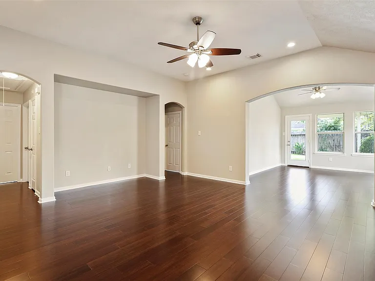 2362 Keegan Hollow Ln — Photo 12