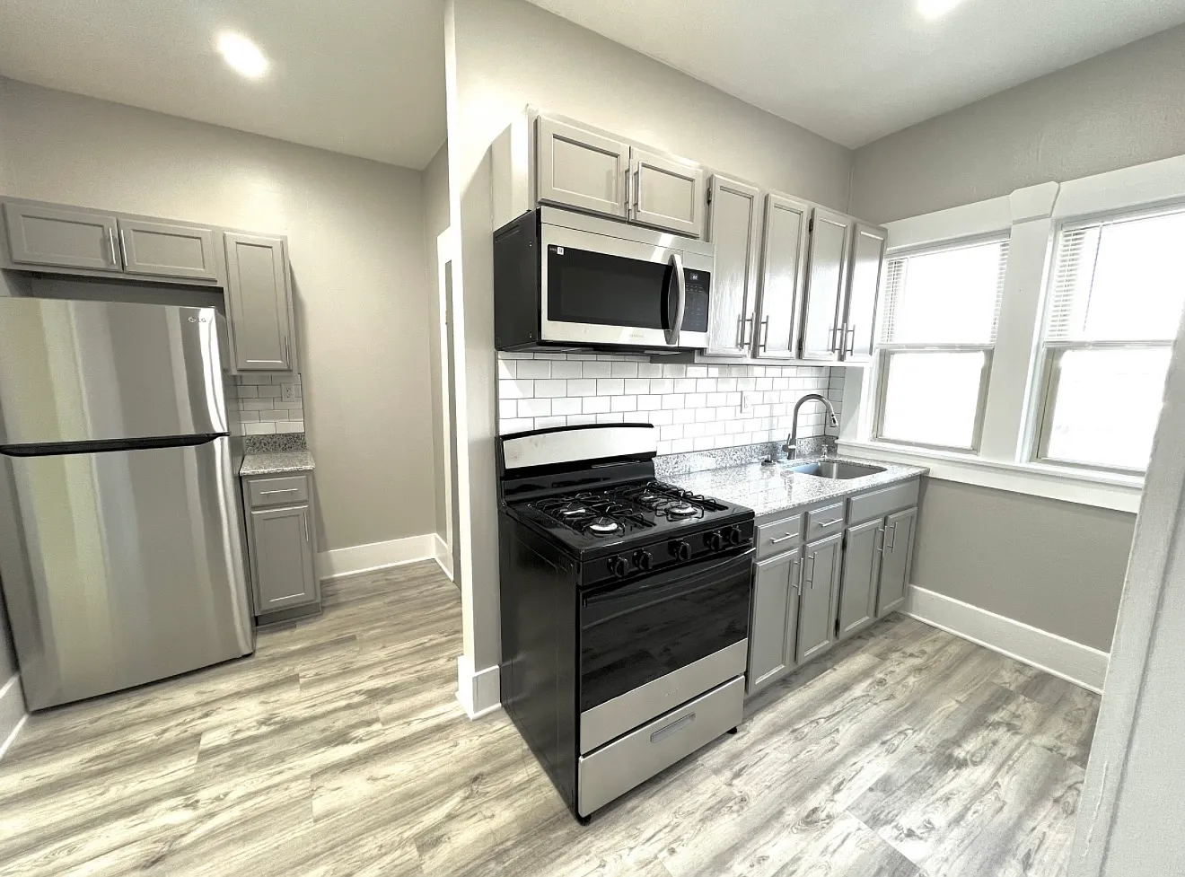 1 bed, 500 sqft, $1,100 — Photo 1