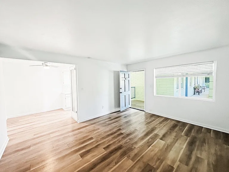 2417 E Campbell Ave #9B — Photo 16