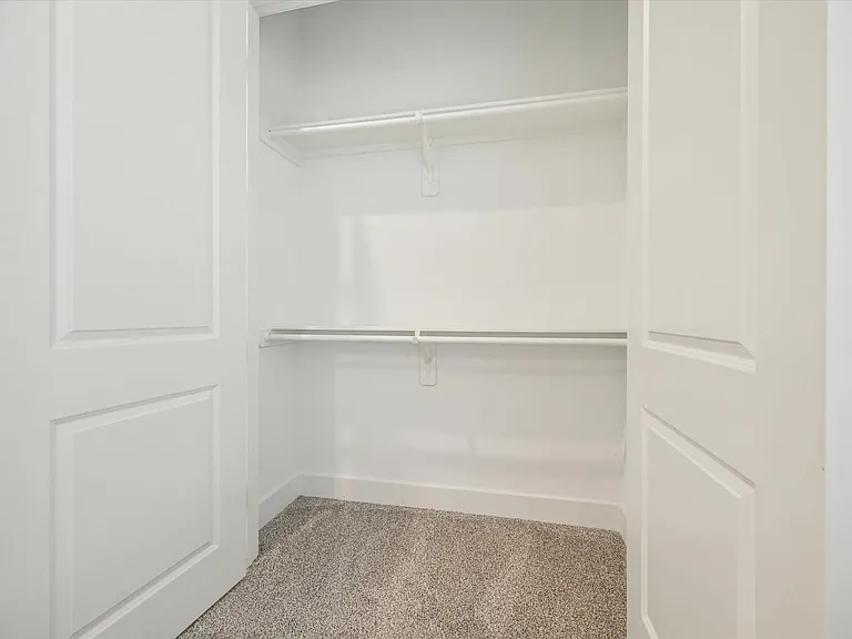 845 Elkhart St #D — Photo 21