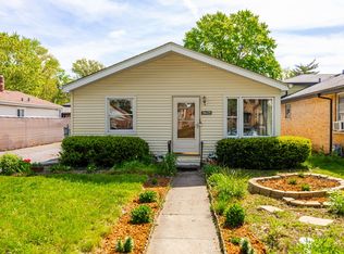 8605 Long Ave, Burbank, IL