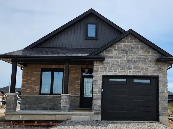 66 Pike Creek Dr, Haldimand County, ON N0A 1E0