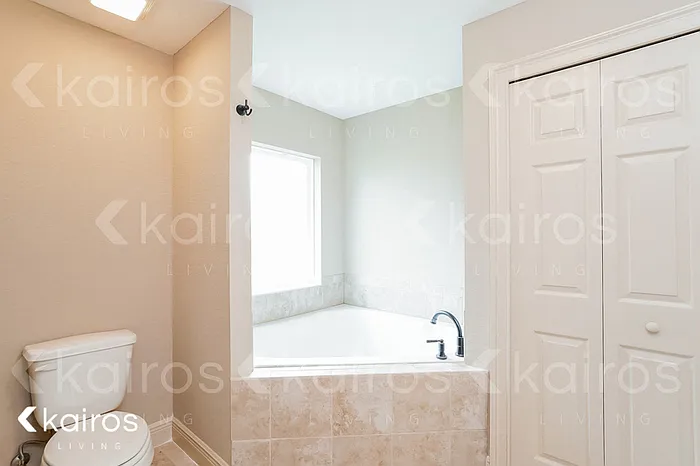 16903 SW 40th Cir — Photo 12