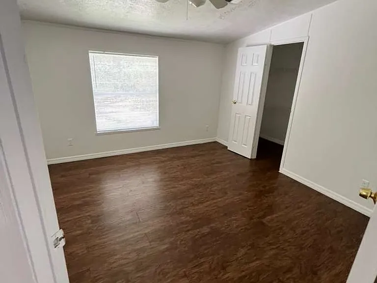 2230 Crutchfield Rd — Photo 11