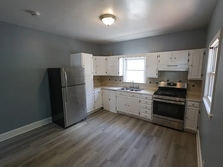 7 Gayland St #2 — Photo 2