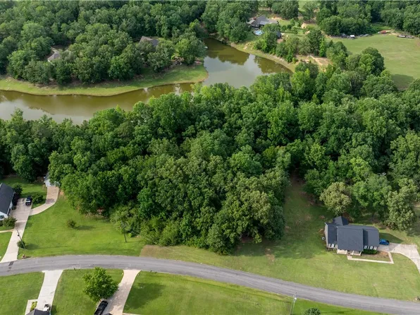 7 Ridgefield Dr, Gordo, AL 35466