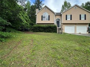 195 River Oak Ct, Temple, GA 30179