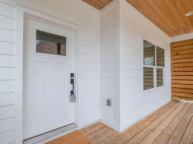 4119 Church St — Photo 2