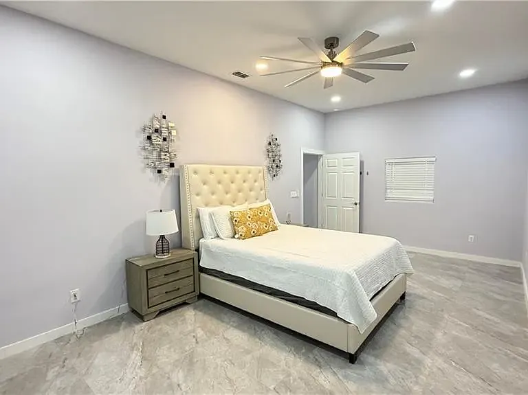 2504 Lilac Ave — Photo 17