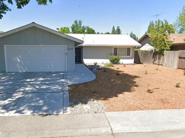 1229 Menlo Dr, Davis, CA 95616