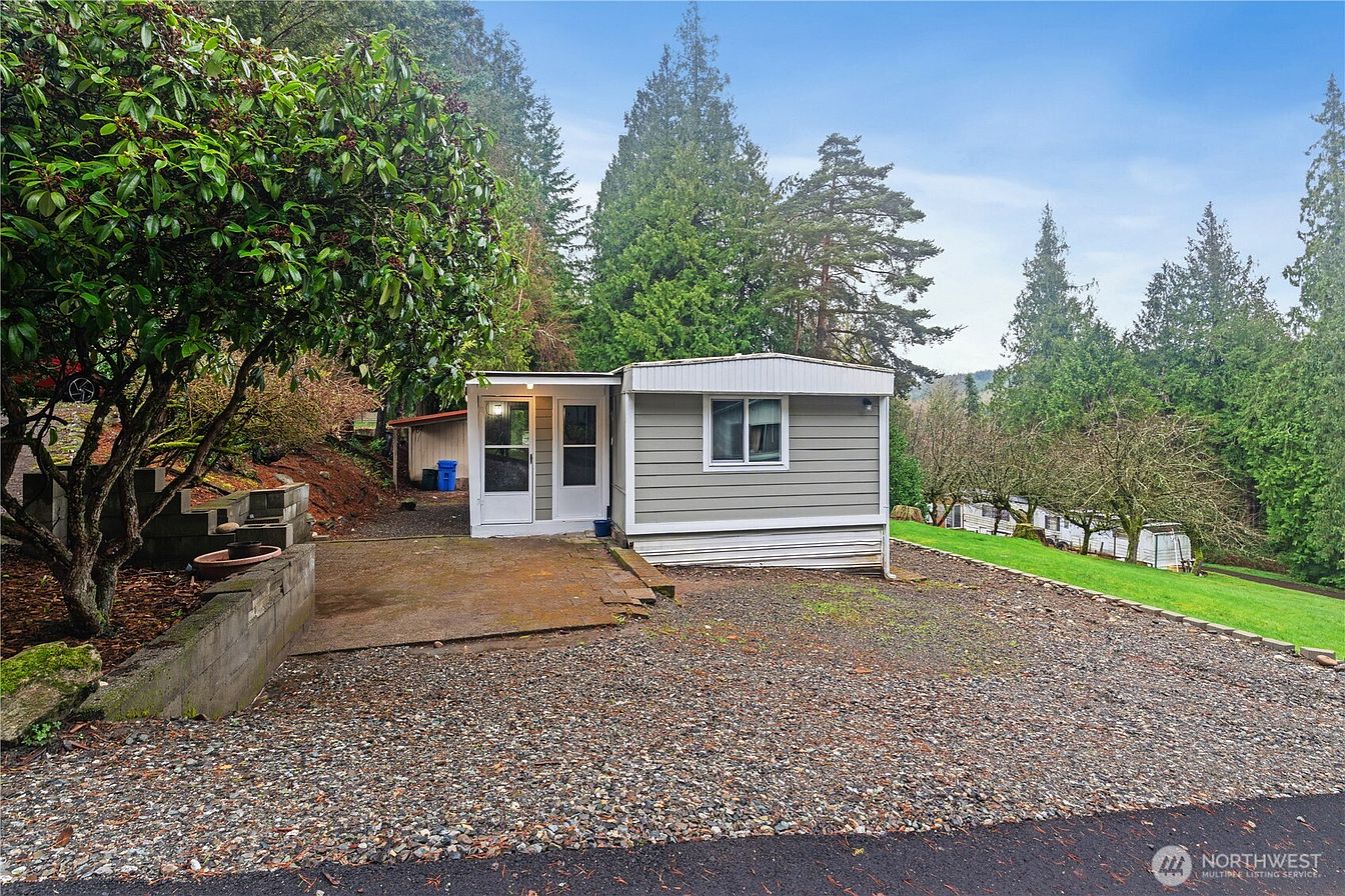 1st image of 2284 Yew Street Road #E-1
