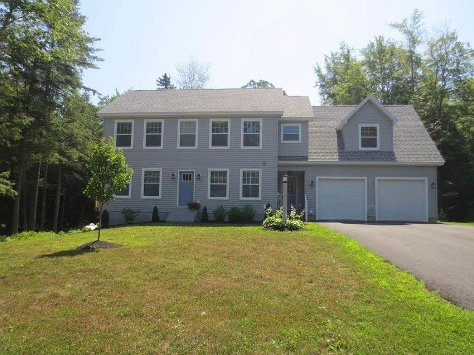 1st image of 5 Red Oak Dr