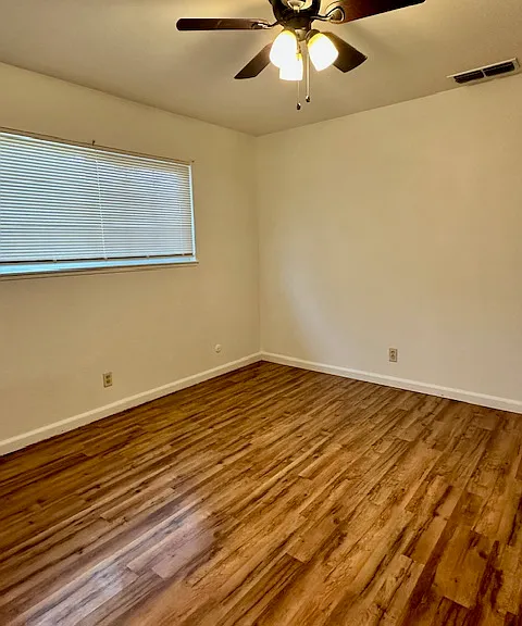 120 Park Ave — Photo 6