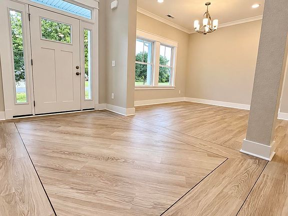 2nd image of 362 South Rd #343