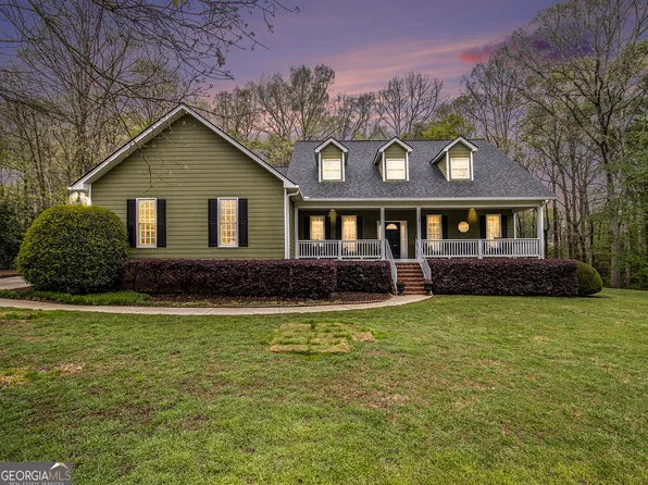 1411 Oconee Crossing Cir, Bogart, GA 30622
