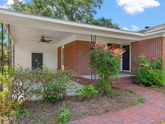 2nd image of 111 S Channel Haven Drive S