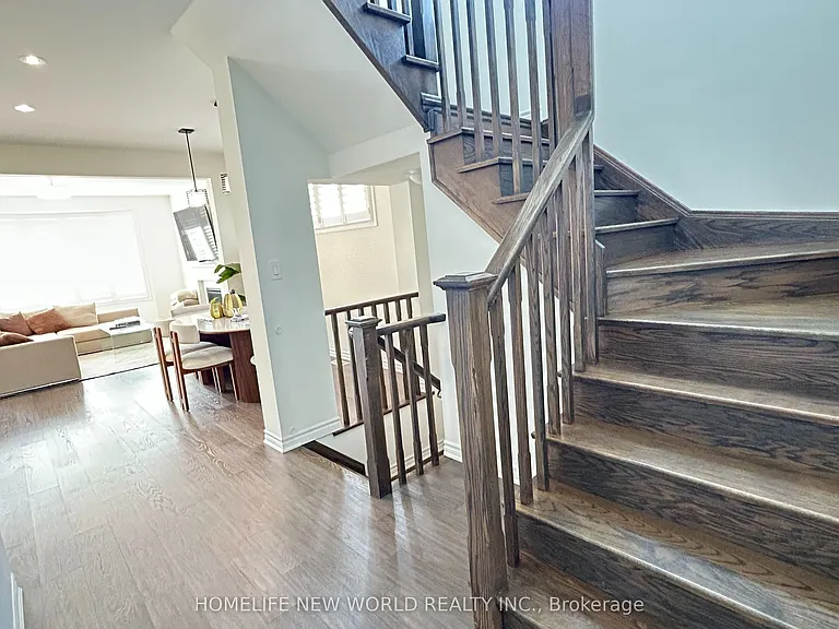 46 Major Cres — Photo 19