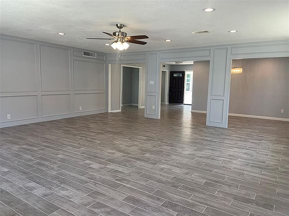5th image of 3822 Linkwood Dr