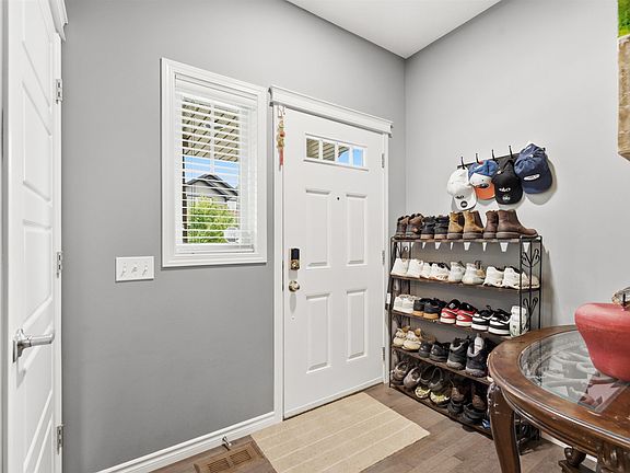 4th image of 5315 Crabapple Loop SW