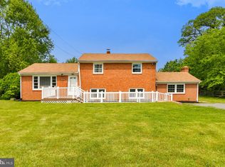 12006 Aden Rd, Nokesville, VA 20181