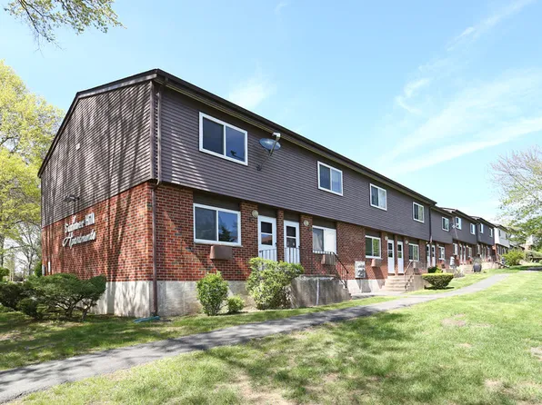 SummerHill Apartments, 288 Woodbury Cir #5b13ac5b5, Middletown, CT 06457